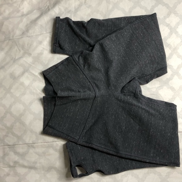 Xs high waisted yoga leggings 🧘♀️ - Picture 1 of 3